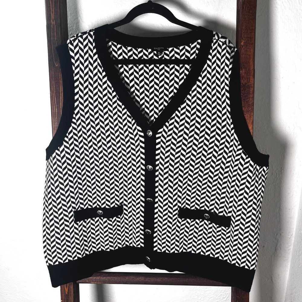 Talbots Plus Black White Chevron Knit V-Neck Button Front Sweater Vest 3X Preppy